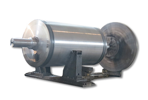 加工中的大滚筒